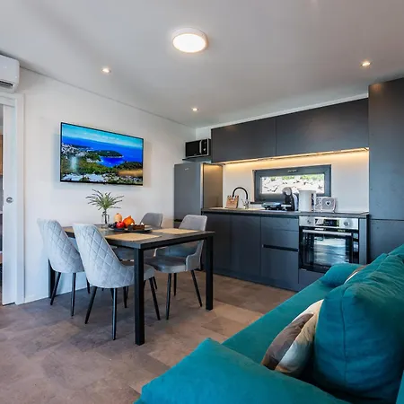 Luxury Sea View Kasthouses - Happy Ferienhaus